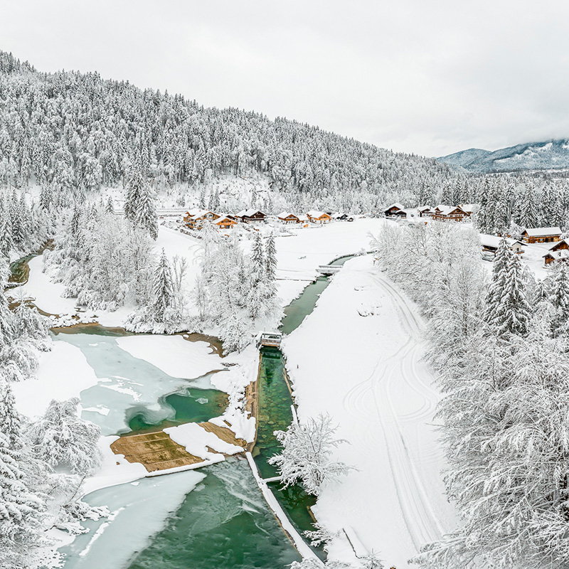 Naturhaus-Leger-in-Lenggries-Winterlandschaft-mit-Weer Naturhaus-Leger-in-Lenggries-Winterlandschaft-mit-Weer